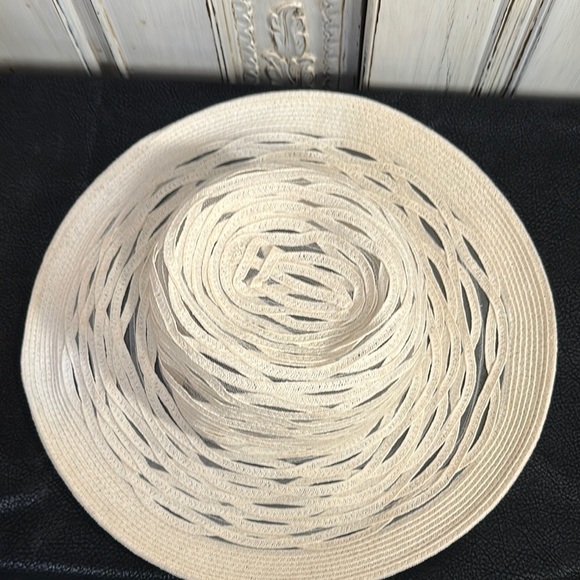 Nine West Elegant Cream Women's Wide Brim Sun Hat - Picture 7 of 7